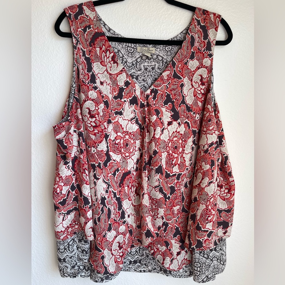 Lucky Brand Red and Cream Floral Tank with V-Neck Size 2X